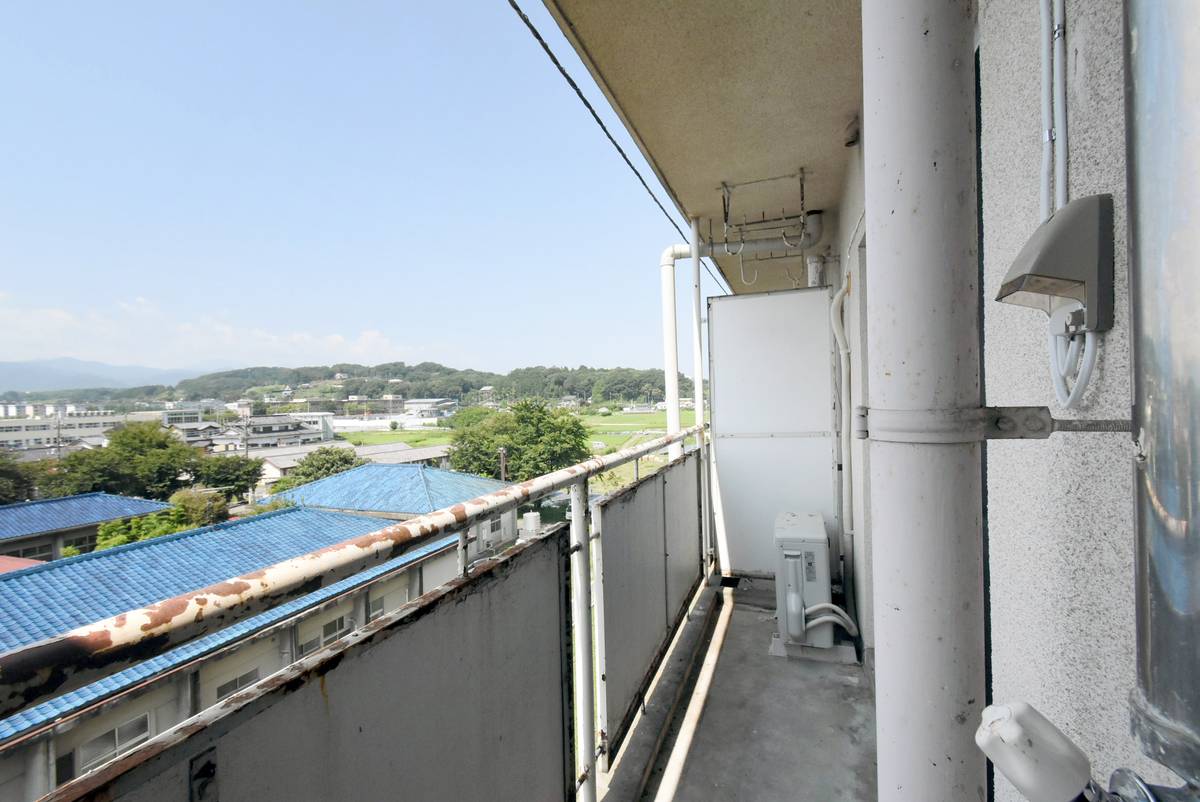 Balcony in Village House Kobayashi in Fujioka-shi