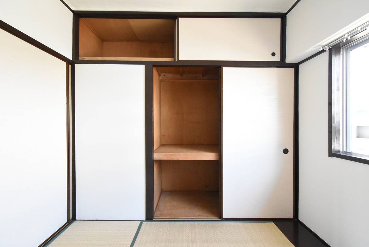 Storage Space in Village House Moroyama in Iruma-gun