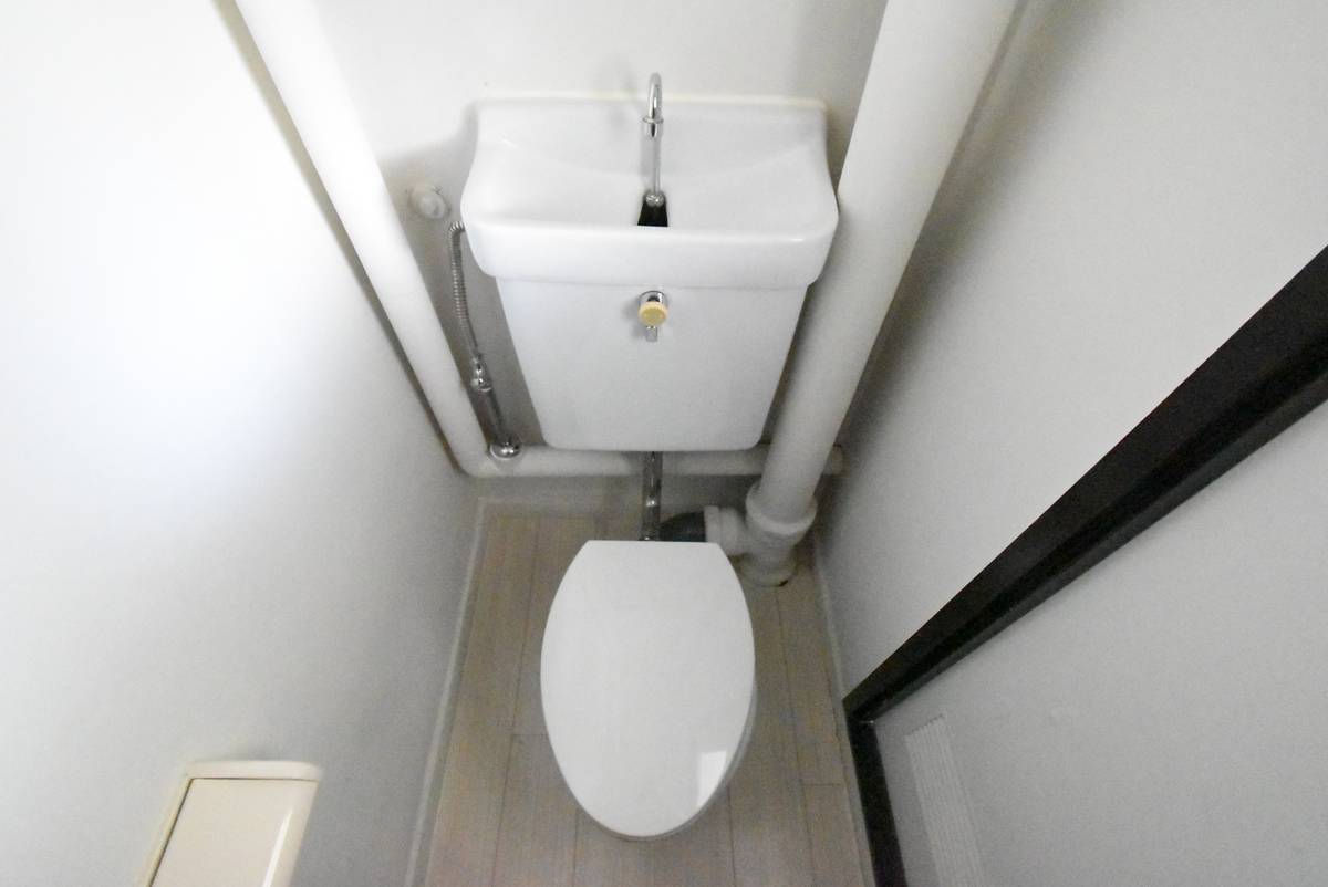 Toilet in Village House Moroyama in Iruma-gun