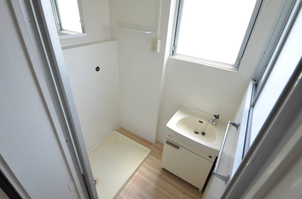 Ruang Rias di Village House Nakane di Hitachinaka-shi