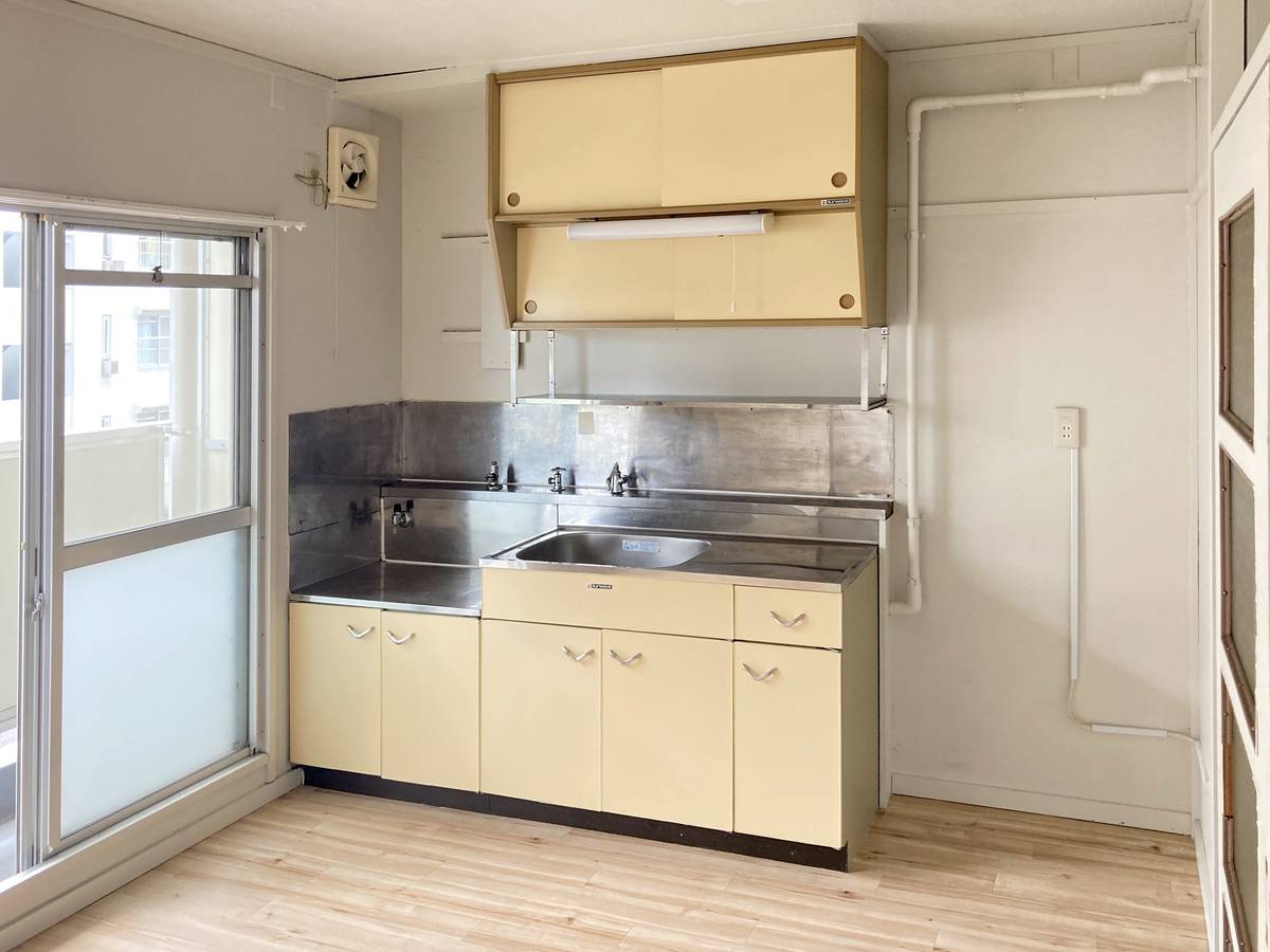 Dapur di Village House Daishuku di Toride-shi