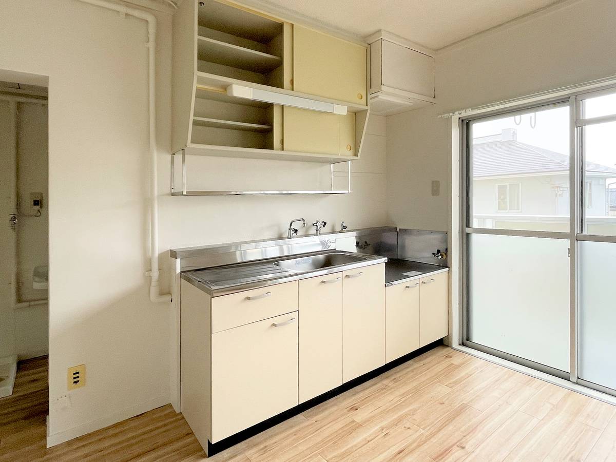 Dapur di Village House Futatsushima di Kitaibaraki-shi