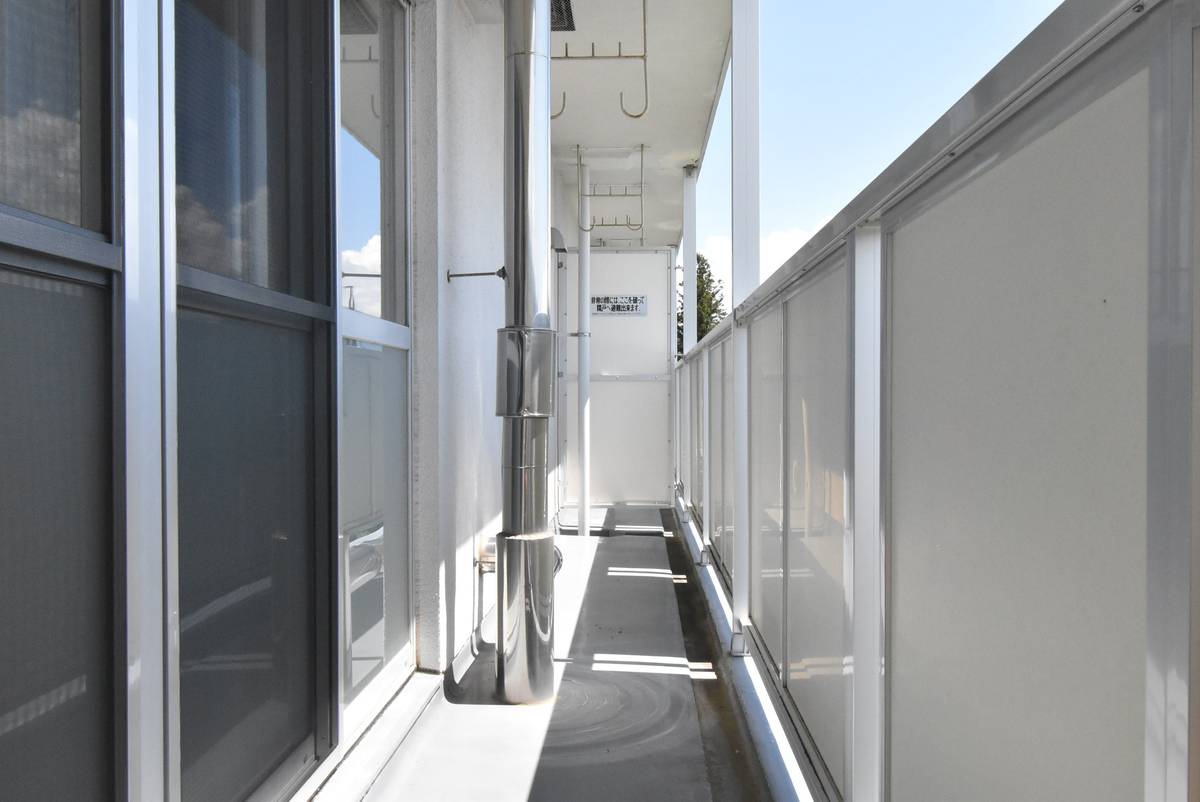 駒ヶ根市ビレッジハウス駒ヶ根のバルコニー