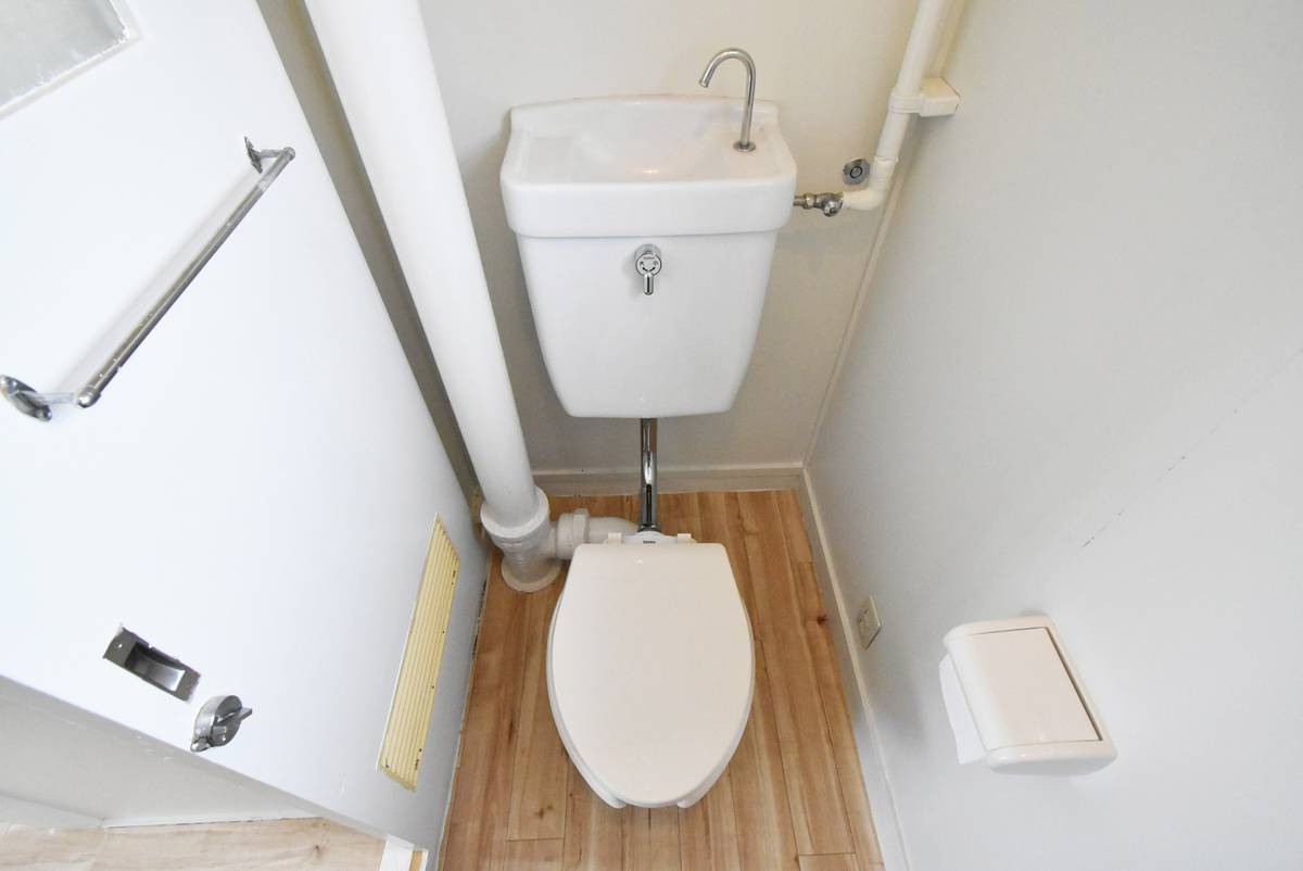 Toilet in Village House Karasuyama in Nasukarasuyama-shi