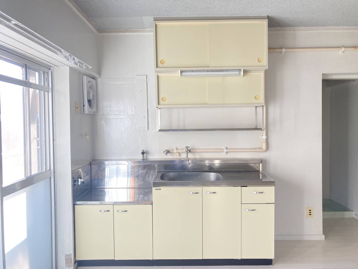 Dapur di Village House Ina Fukushima di Ina-shi