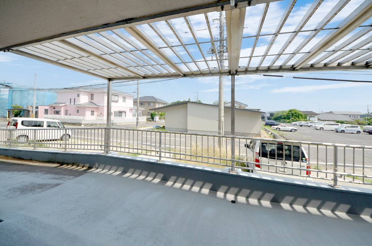 Ban công của Village House Ooho ở Tsukuba-shi