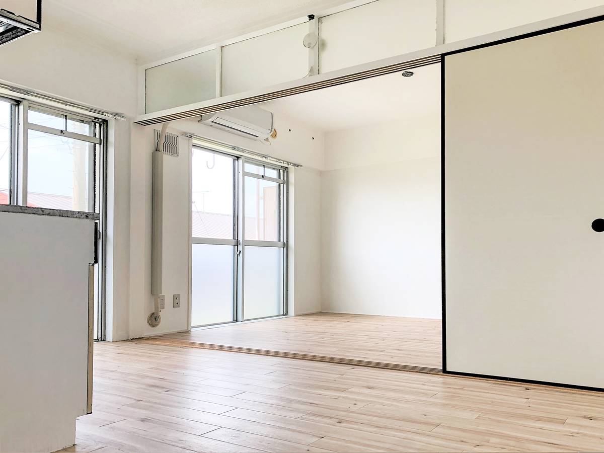 Ruang Tamu di Village House Yuuki Dai 2 di Yuki-shi