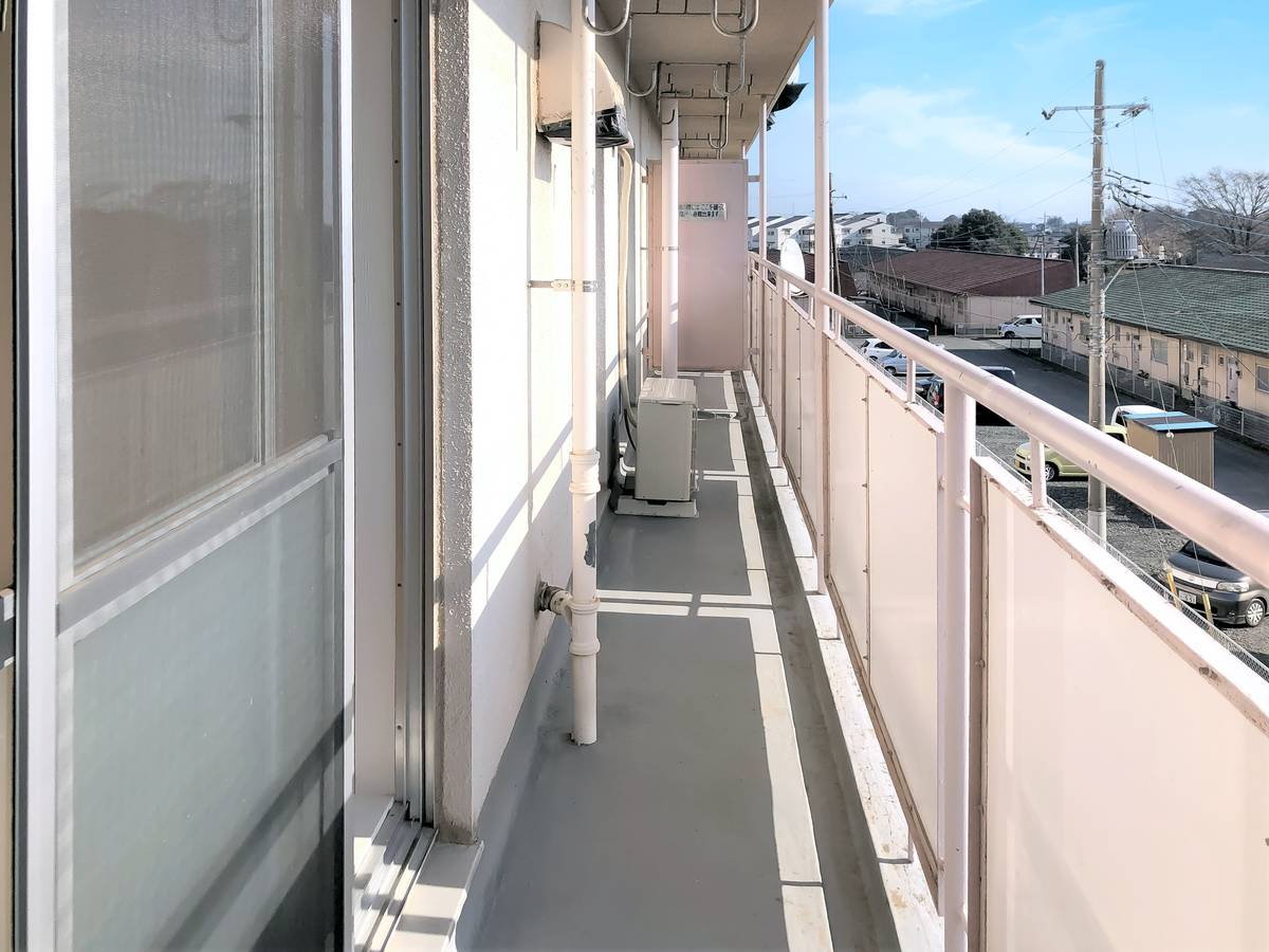 Balkon di Village House Yuuki Dai 2 di Yuki-shi