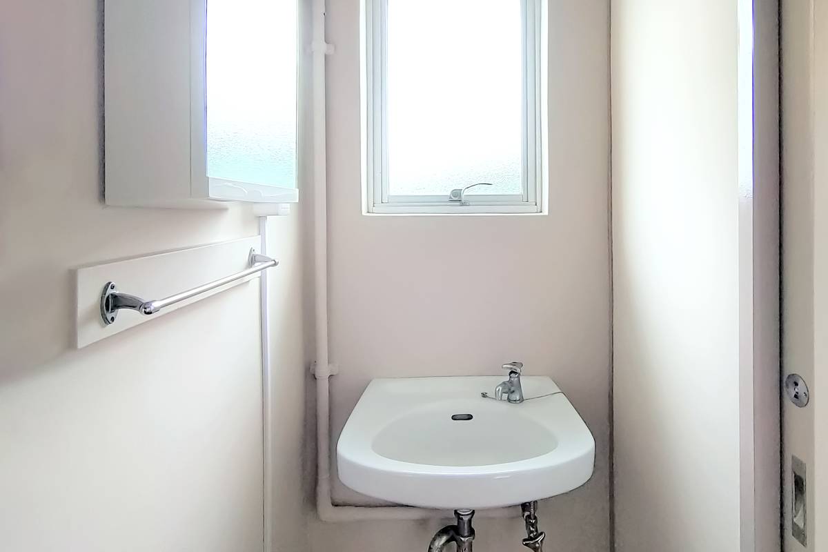 Ruang Rias di Village House Youkaichiba di Sosa-shi