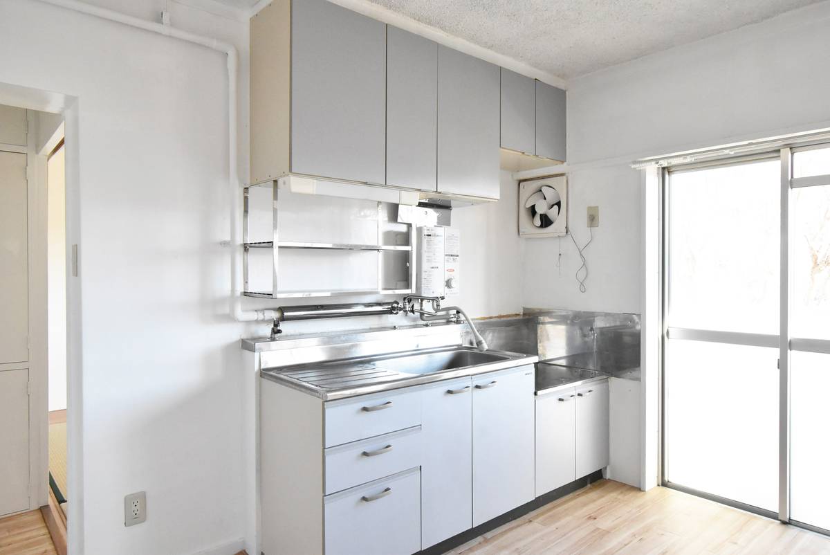 Dapur di Village House Nakagomi di Saku-shi