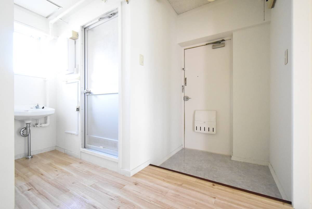 佐久市ビレッジハウス中込の玄関