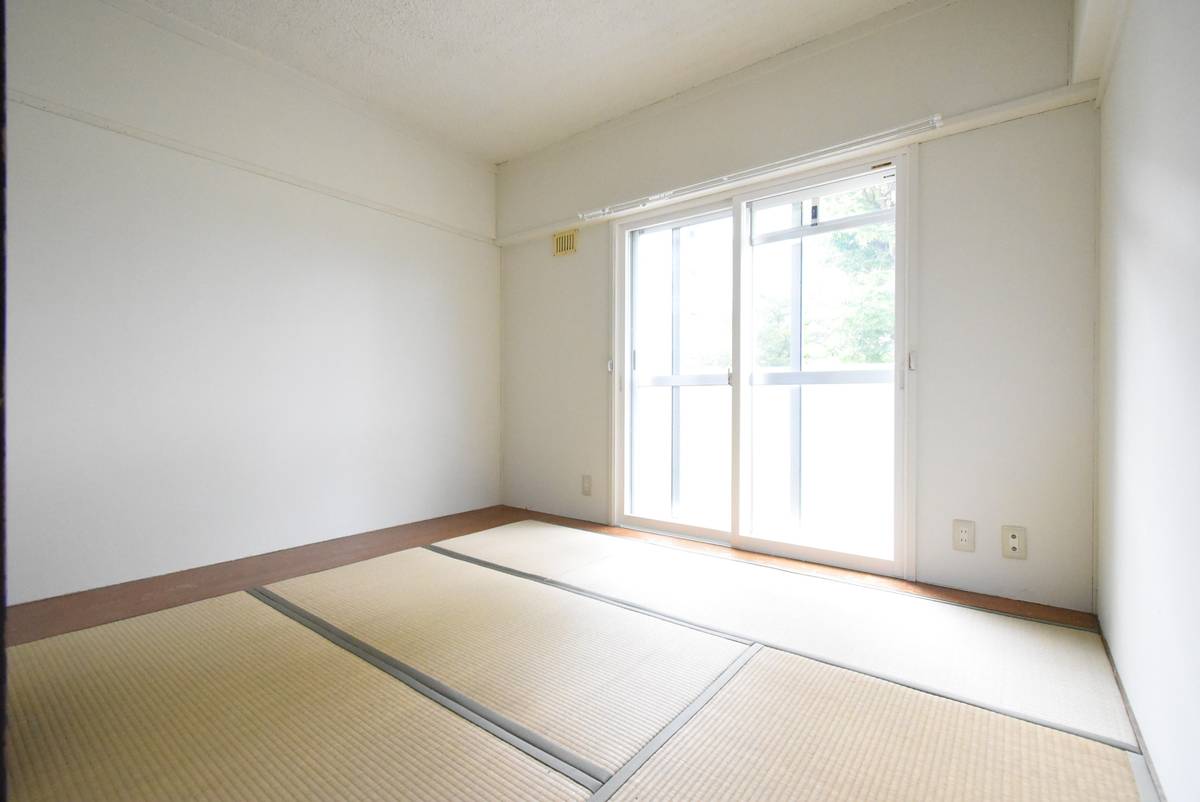 佐久市ビレッジハウス中込の居室