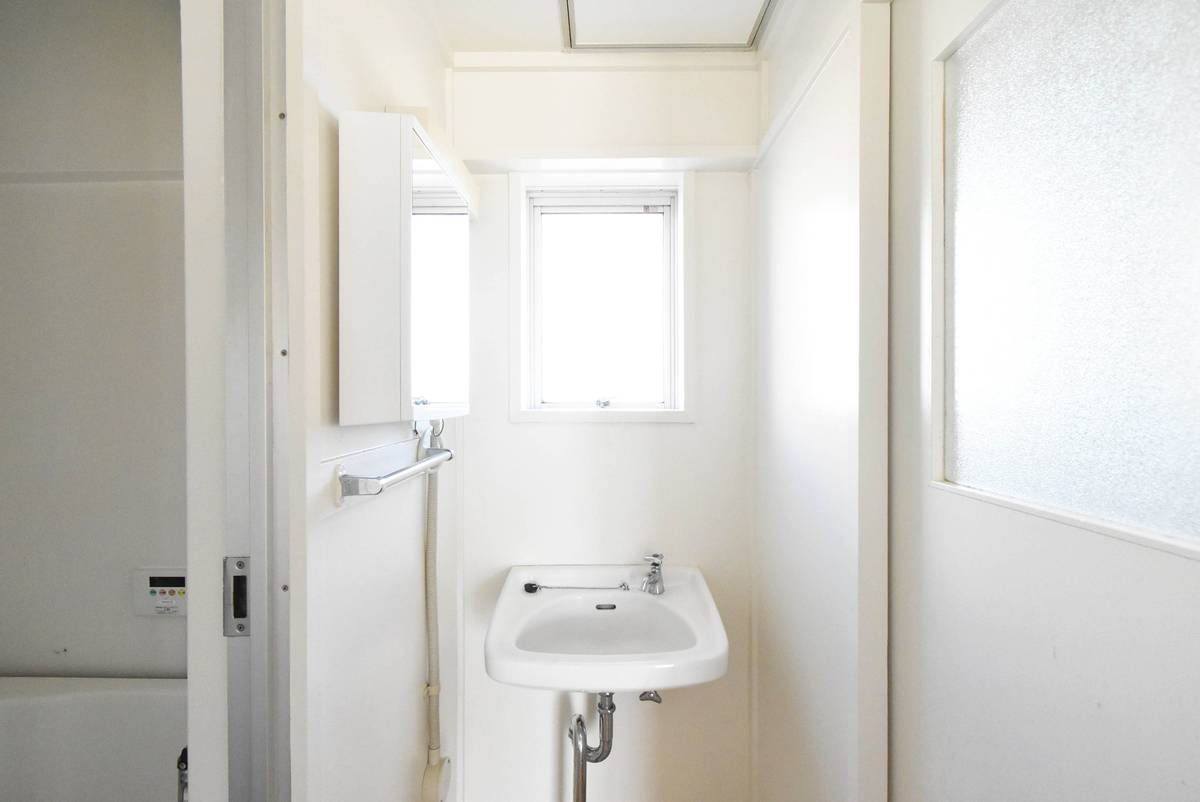 長岡市ビレッジハウス希望ヶ丘の洗面所