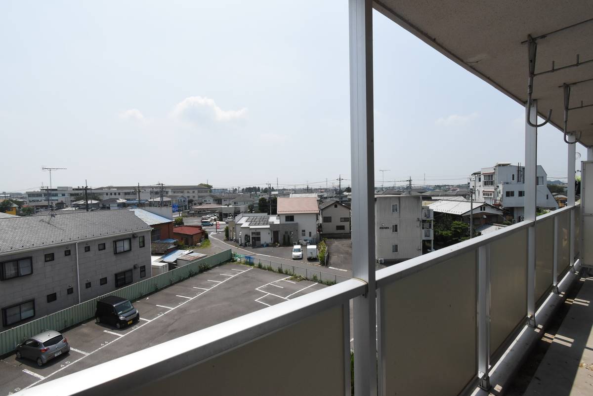 Tầm nhìn từ Village House Ashikaga Fukui ở Ashikaga-shi