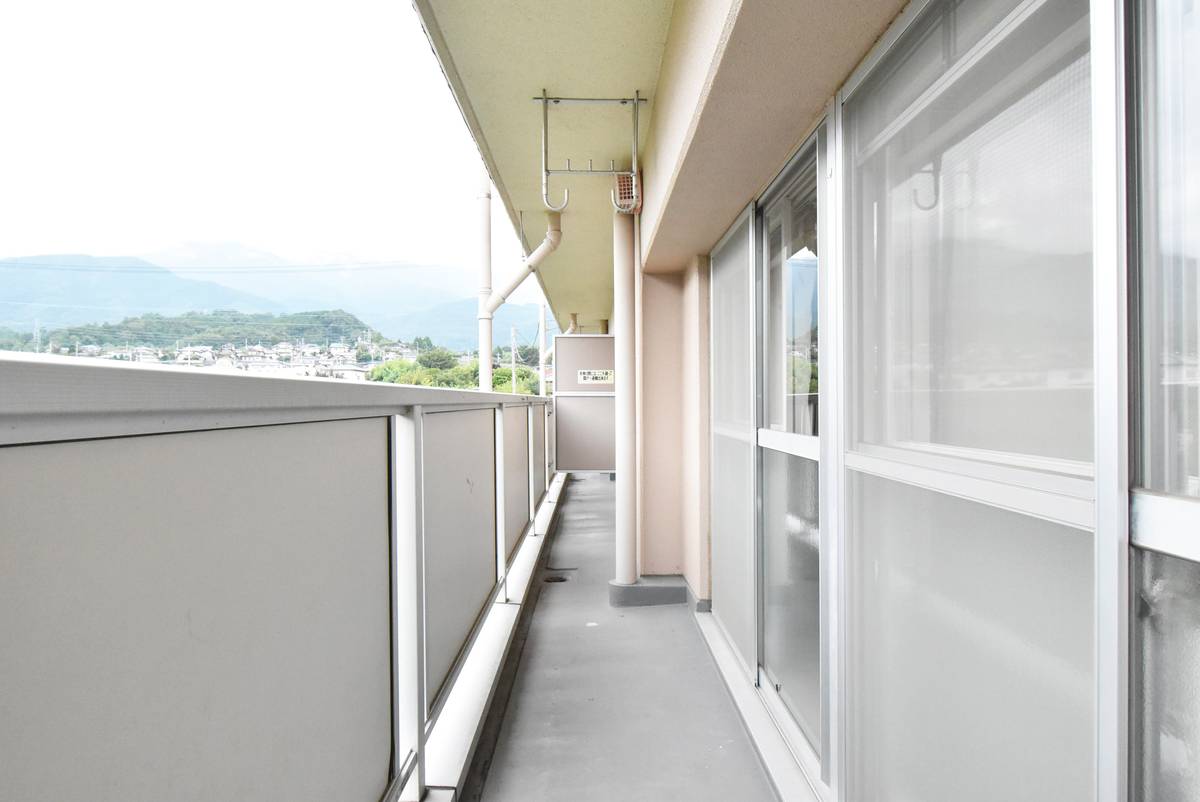 Balcony in Village House Kushigata in Minamiarupusu-shi