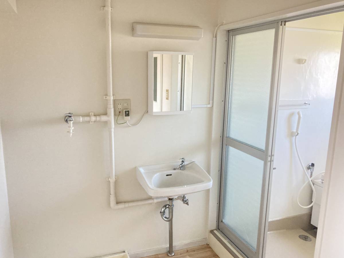 Ruang Rias di Village House Mashiko di Haga-gun