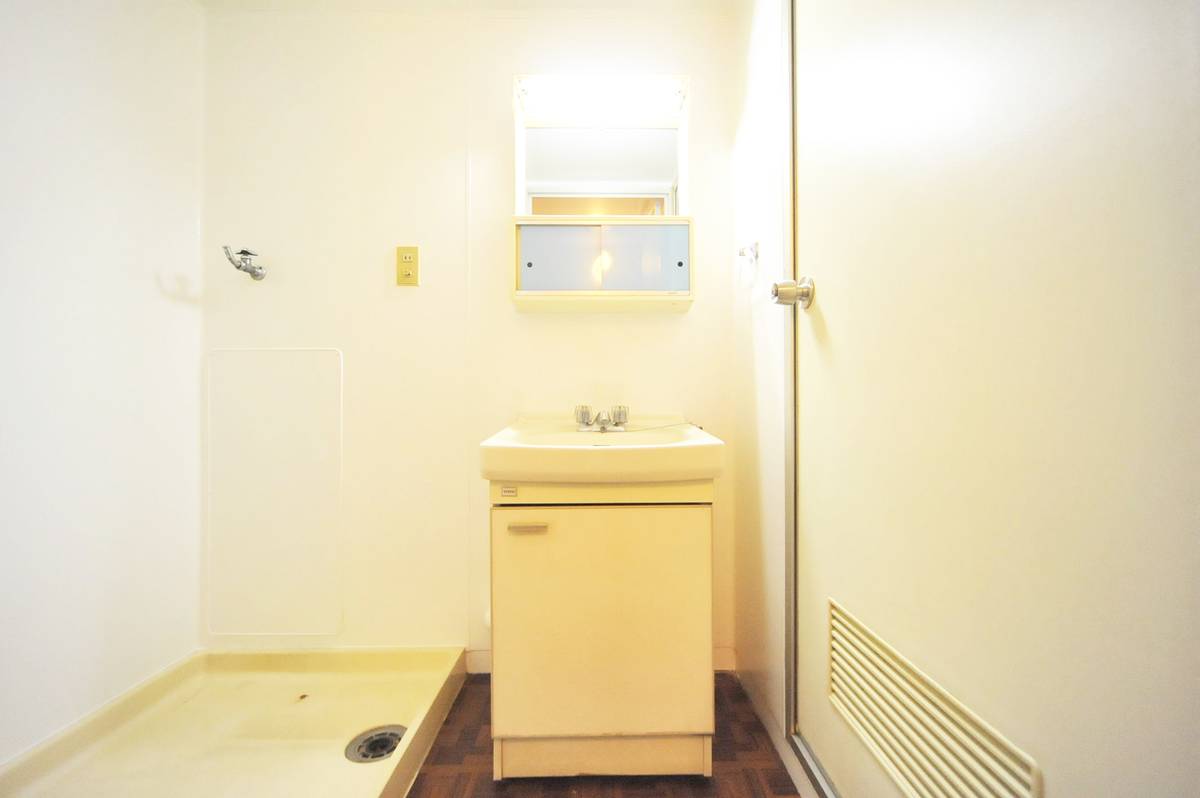 品川区ビレッジハウス品川八潮タワーの洗面所