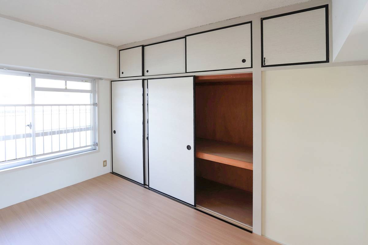 Storage Space in Village House Tamaho Narushima in Chuo-shi