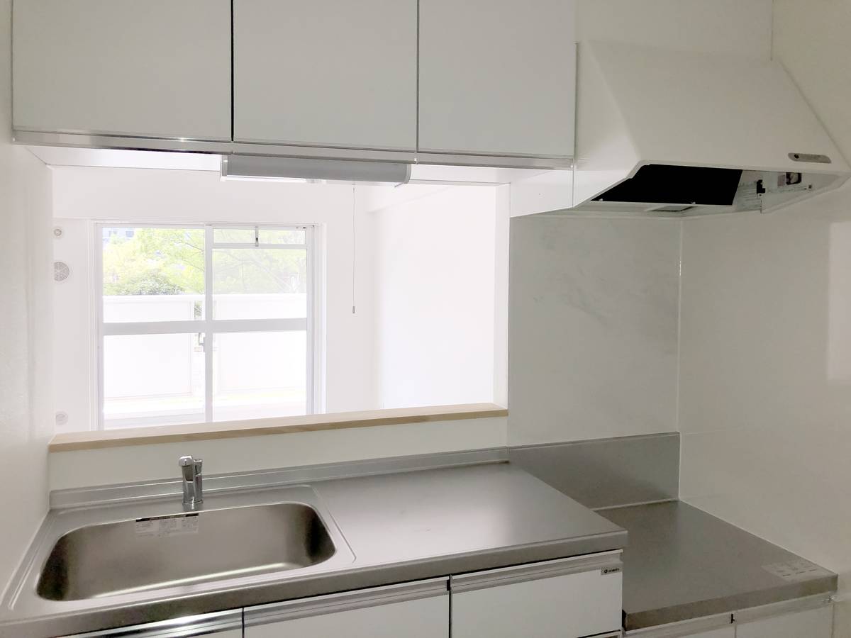 Dapur di Village House Narita Azuma Tower di Narita-shi