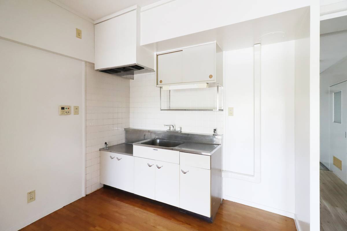 成田市ビレッジハウス成田吾妻タワーのキッチン