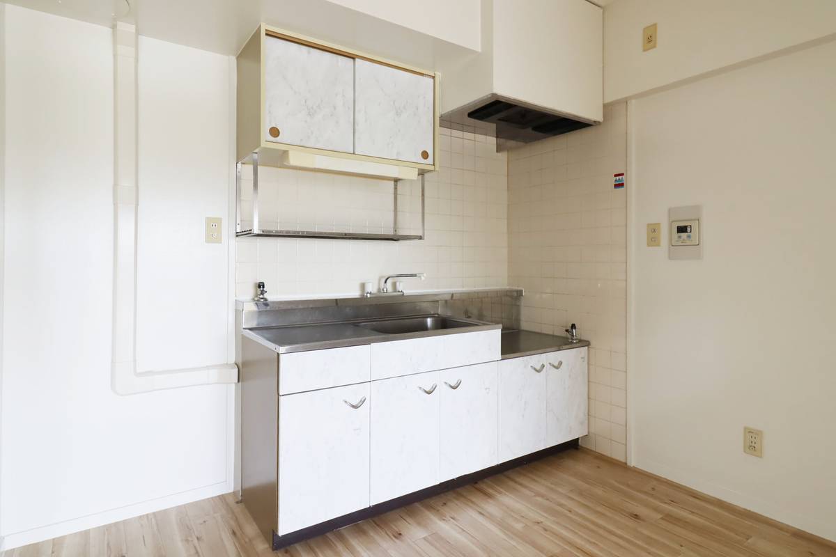 成田市ビレッジハウス成田吾妻タワーのキッチン