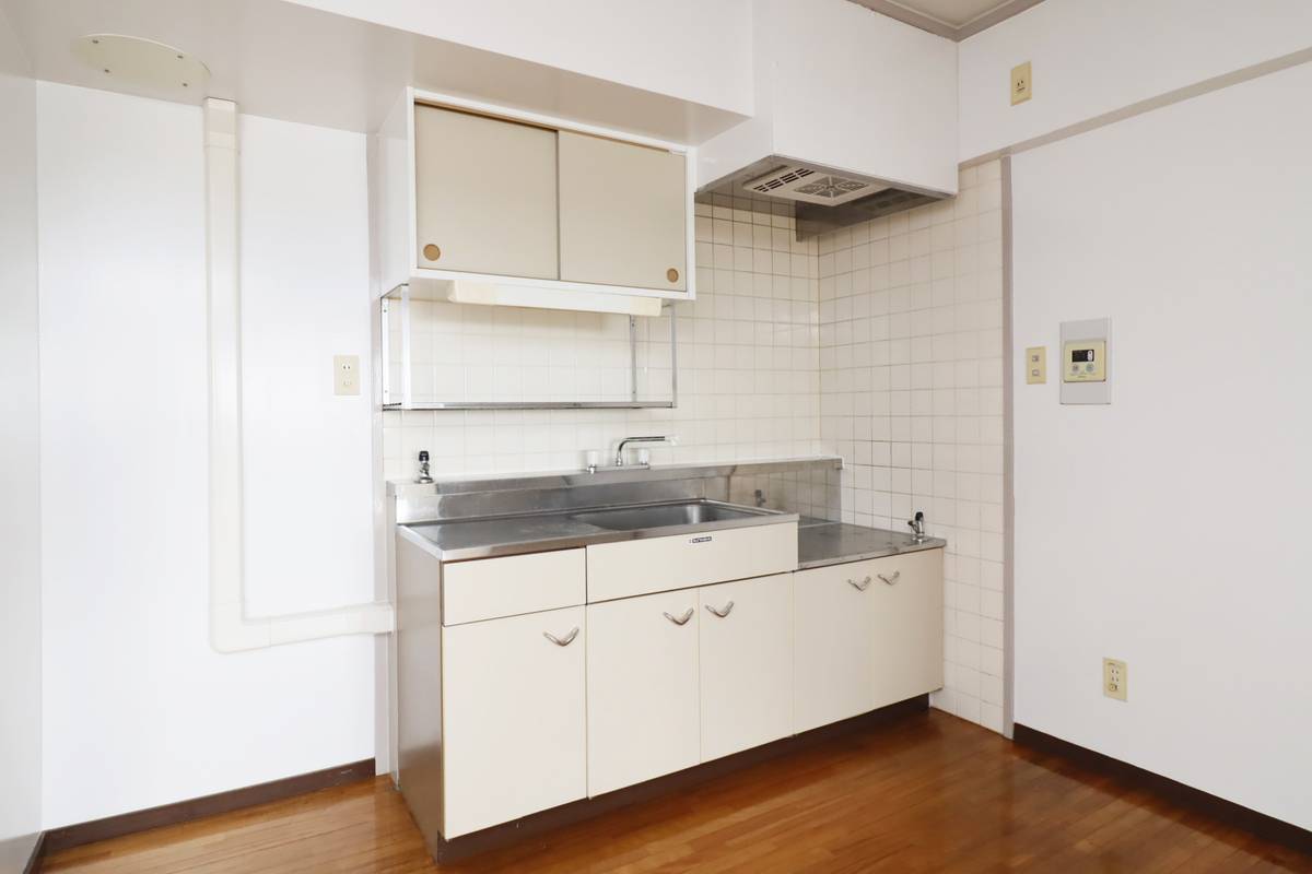 成田市ビレッジハウス成田吾妻タワーのキッチン