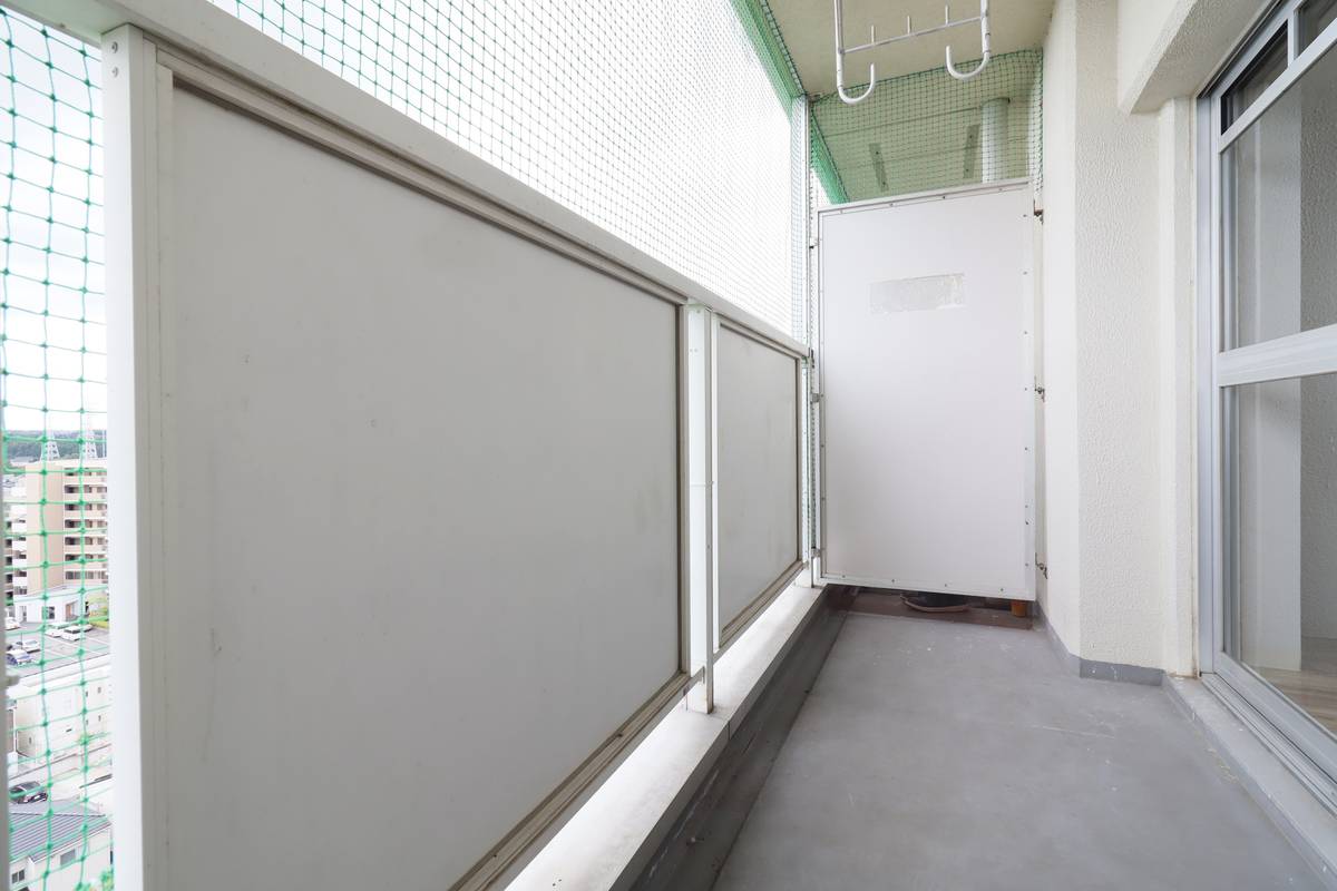 成田市ビレッジハウス成田吾妻タワーのバルコニー