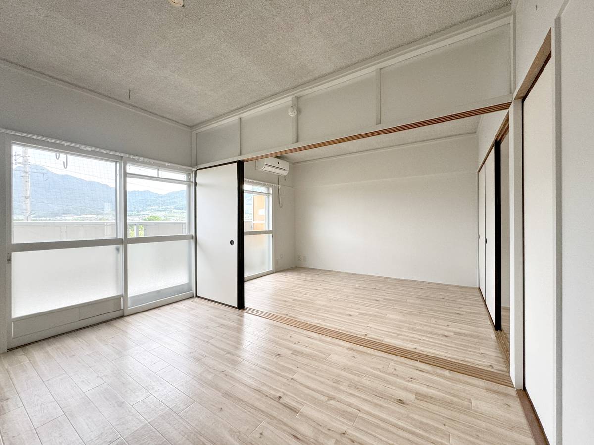 Phòng khách của Village House Koushoku ở Chikuma-shi