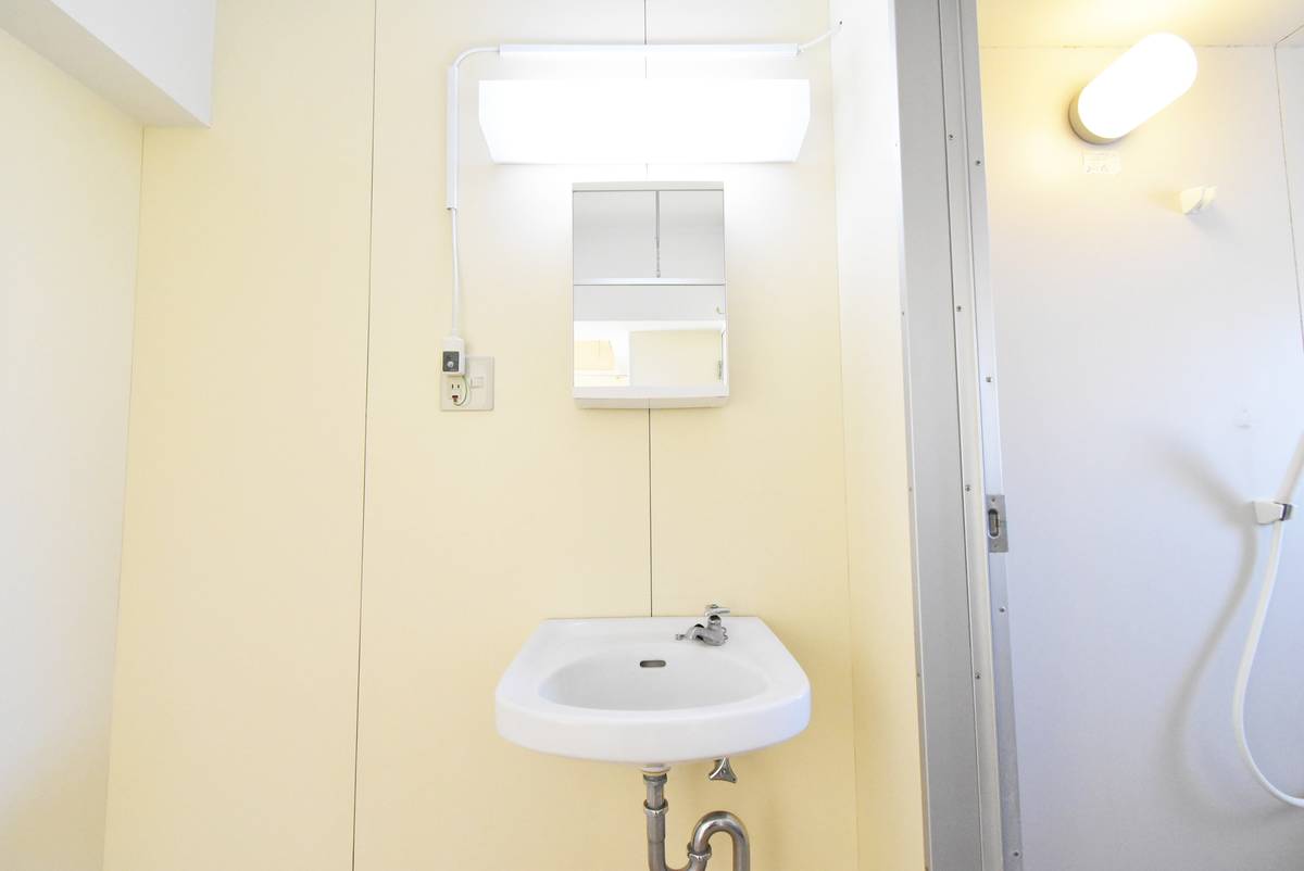 Ruang Rias di Village House Toubu di Tomi-shi