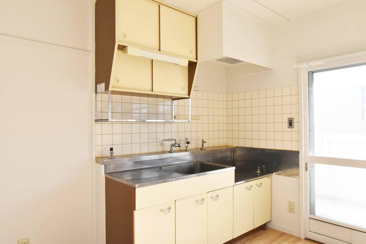 Dapur di Village House Toubu di Tomi-shi