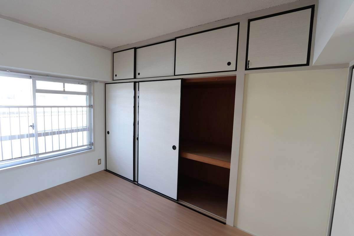 Storage Space in Village House Kanbayashi in Matsumoto-shi