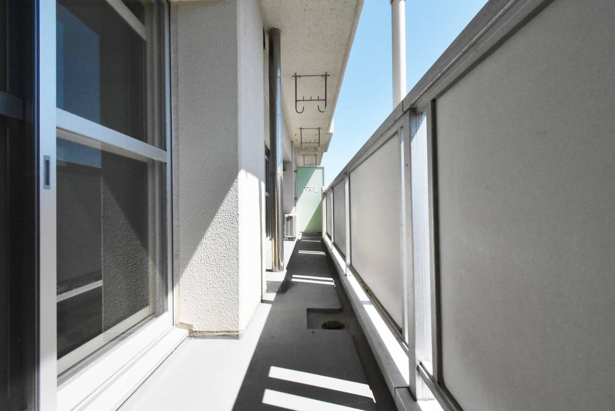 Balcony in Village House Koshiji in Nagaoka-shi