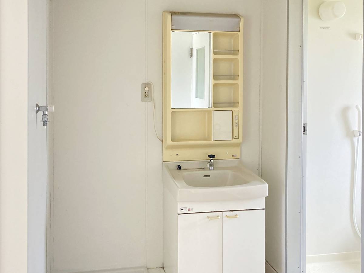 Ruang Rias di Village House Kamitsuma di Shimotsuma-shi