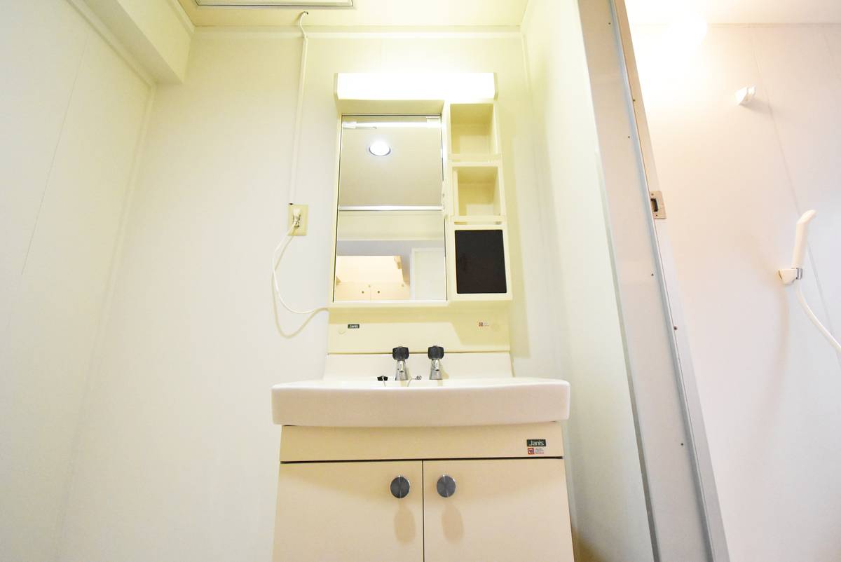 日立市ビレッジハウス南高野の洗面所