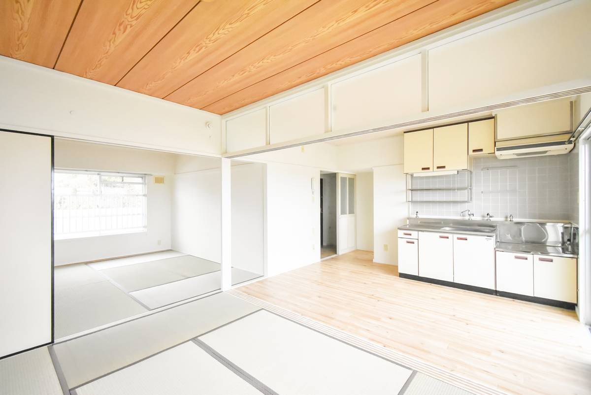 日立市ビレッジハウス南高野のリビング