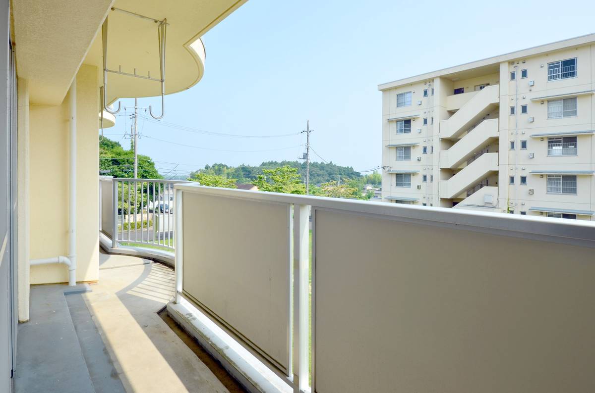 日立市ビレッジハウス十王のバルコニー