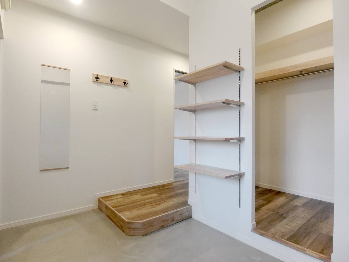 Khu vực cửa ra vào Village House Shiomi Tower ở Koto-ku