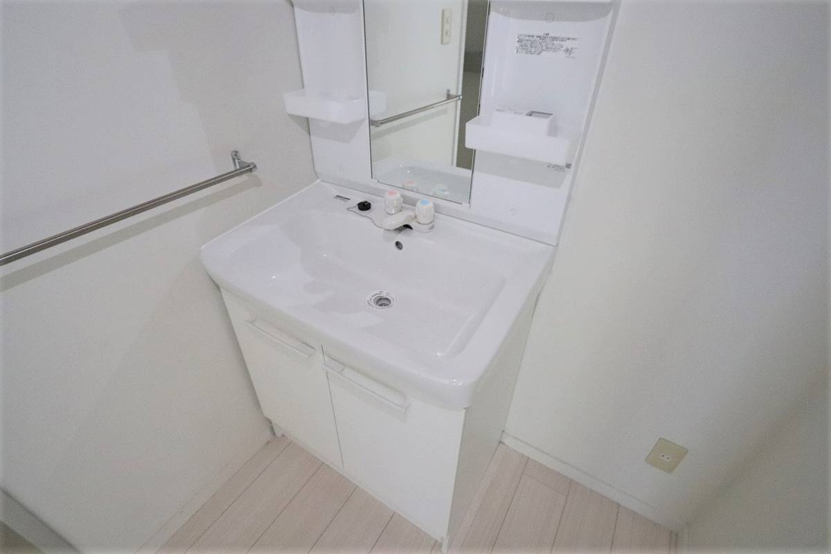 Bồn rửa mặt của Village House Shiomi Tower ở Koto-ku