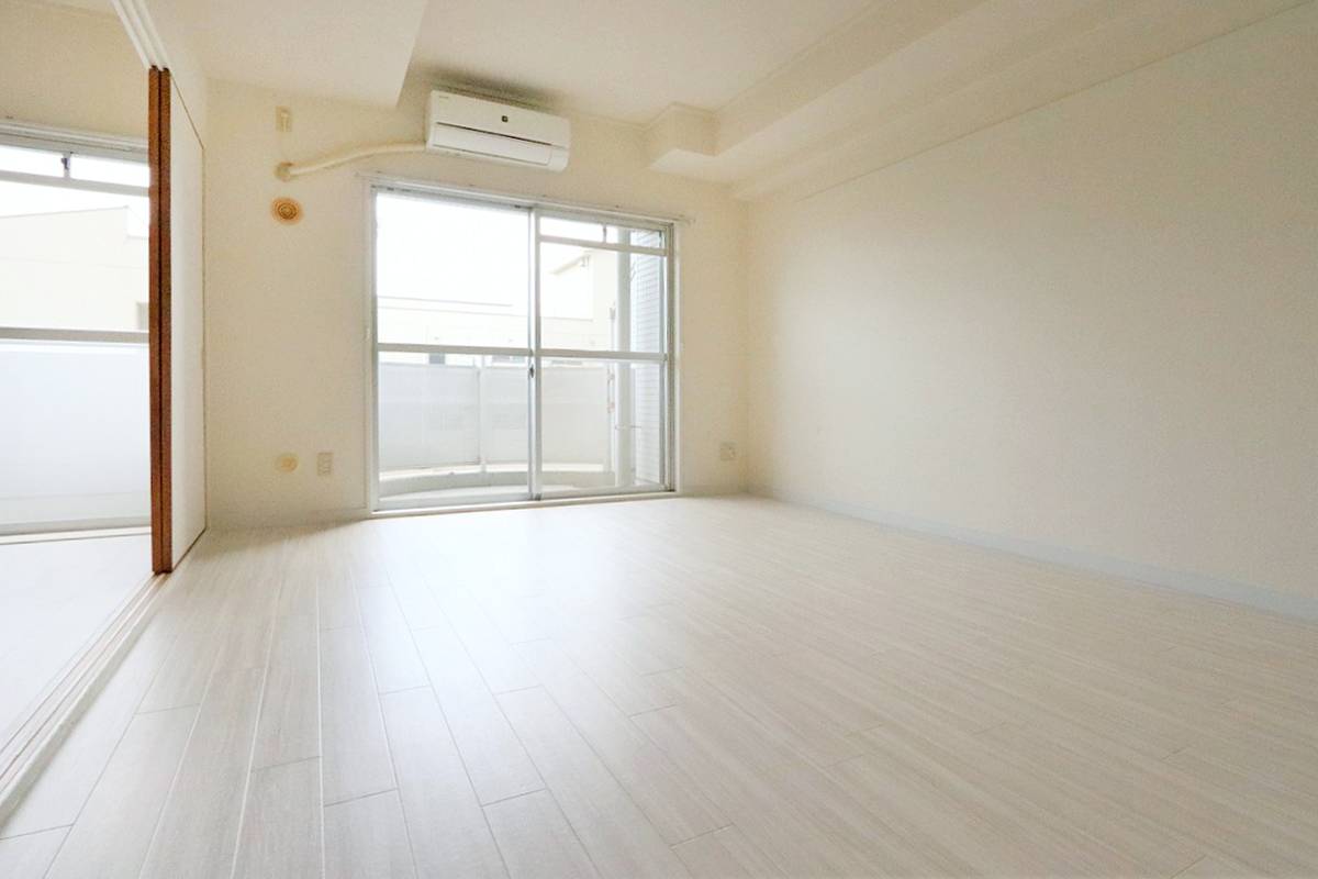 Phòng khách của Village House Shiomi Tower ở Koto-ku