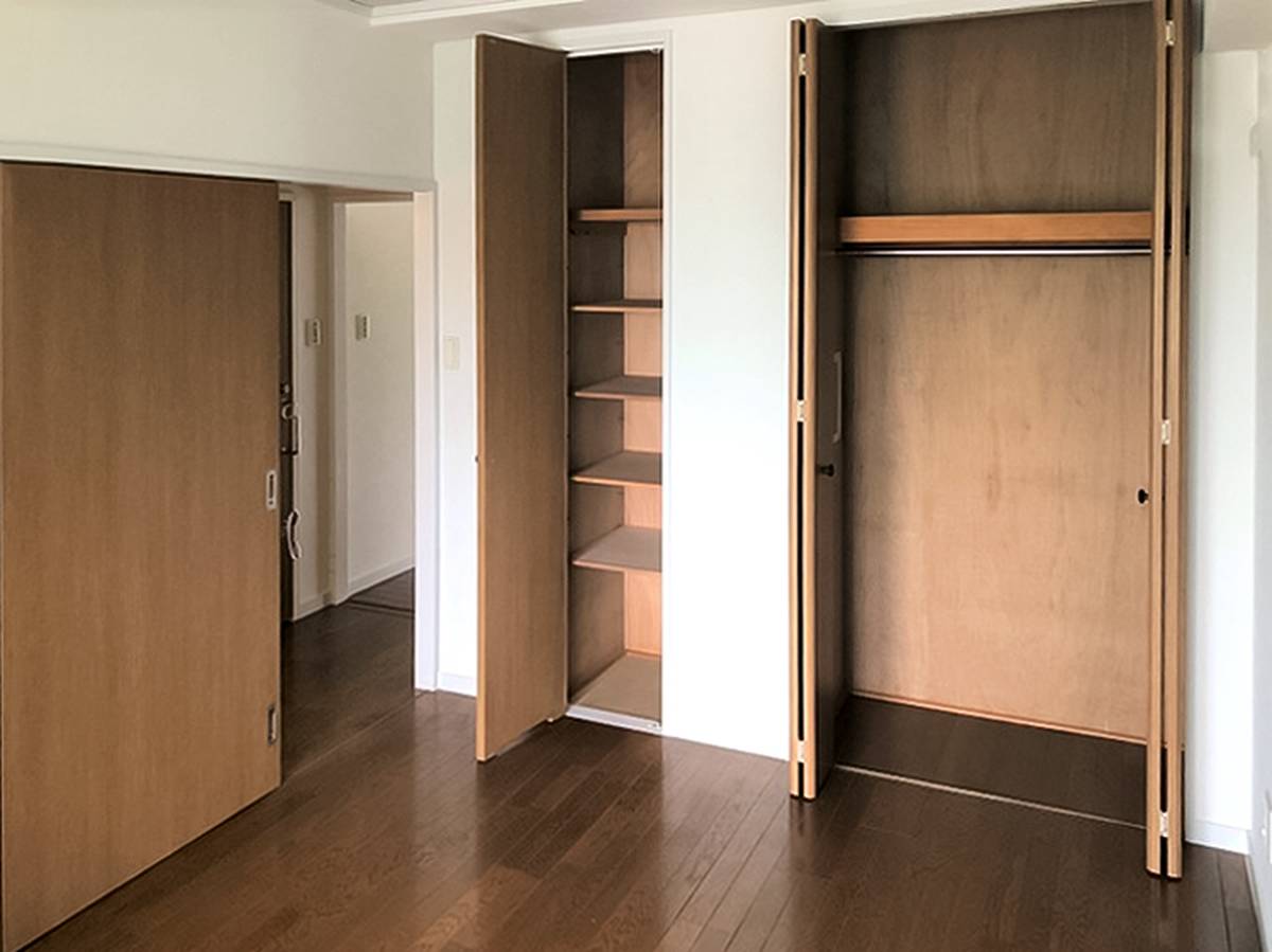 Higashimatsuyama-shi मा Village House Higashi Matsuyama Tower मा स्टोरेज स्पेस