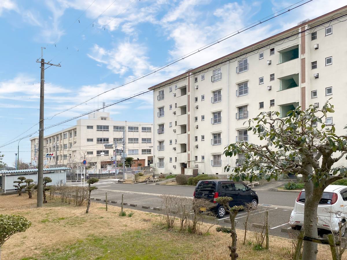 Pemandangan dari Village House Narutaki di Wakayama-shi