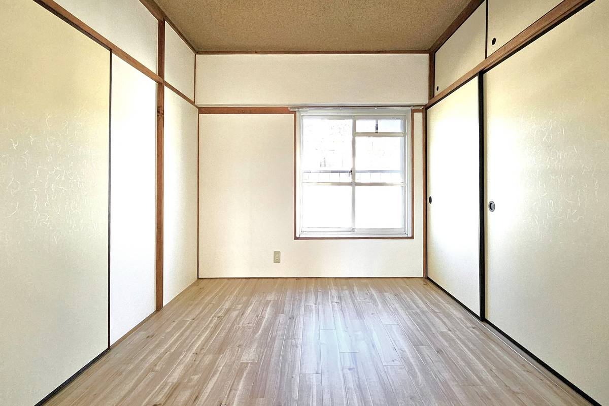 和歌山市ビレッジハウス鳴滝の居室