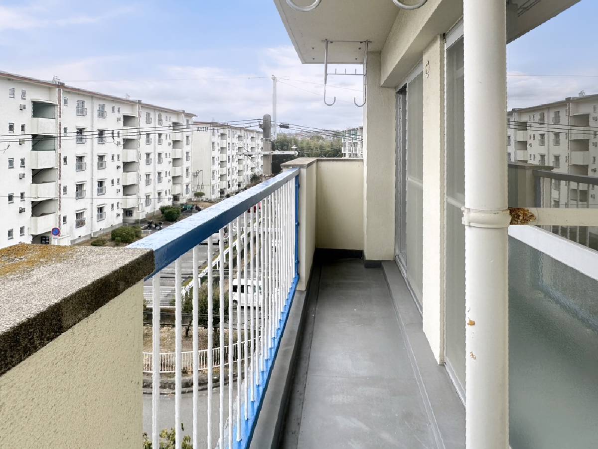 和歌山市ビレッジハウス鳴滝のバルコニー