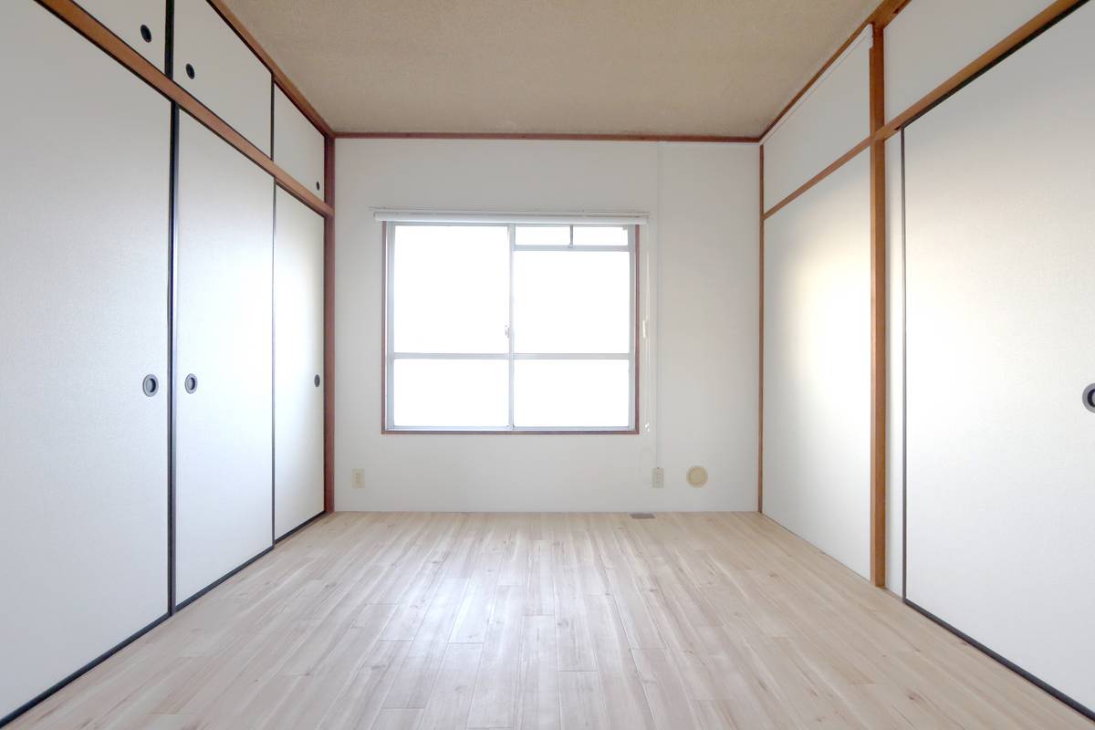 三木市ビレッジハウス志染の居室