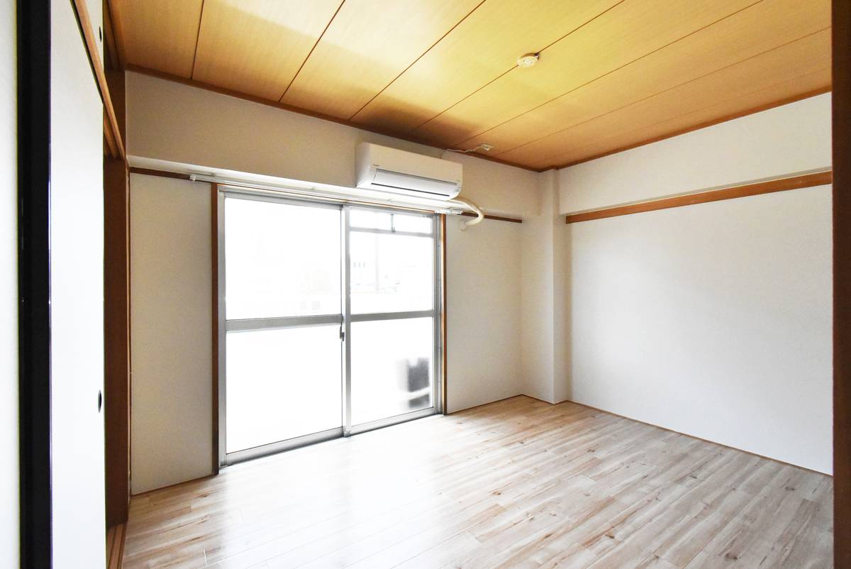 Living Room in Village House Mizuhashi in Toyama-shi