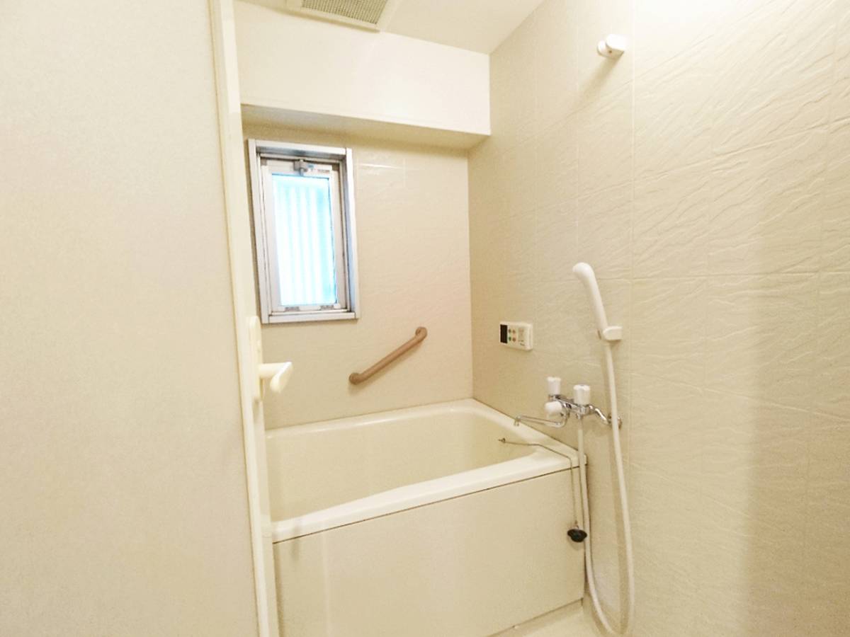 位于富山市的Village House 水橋的浴室