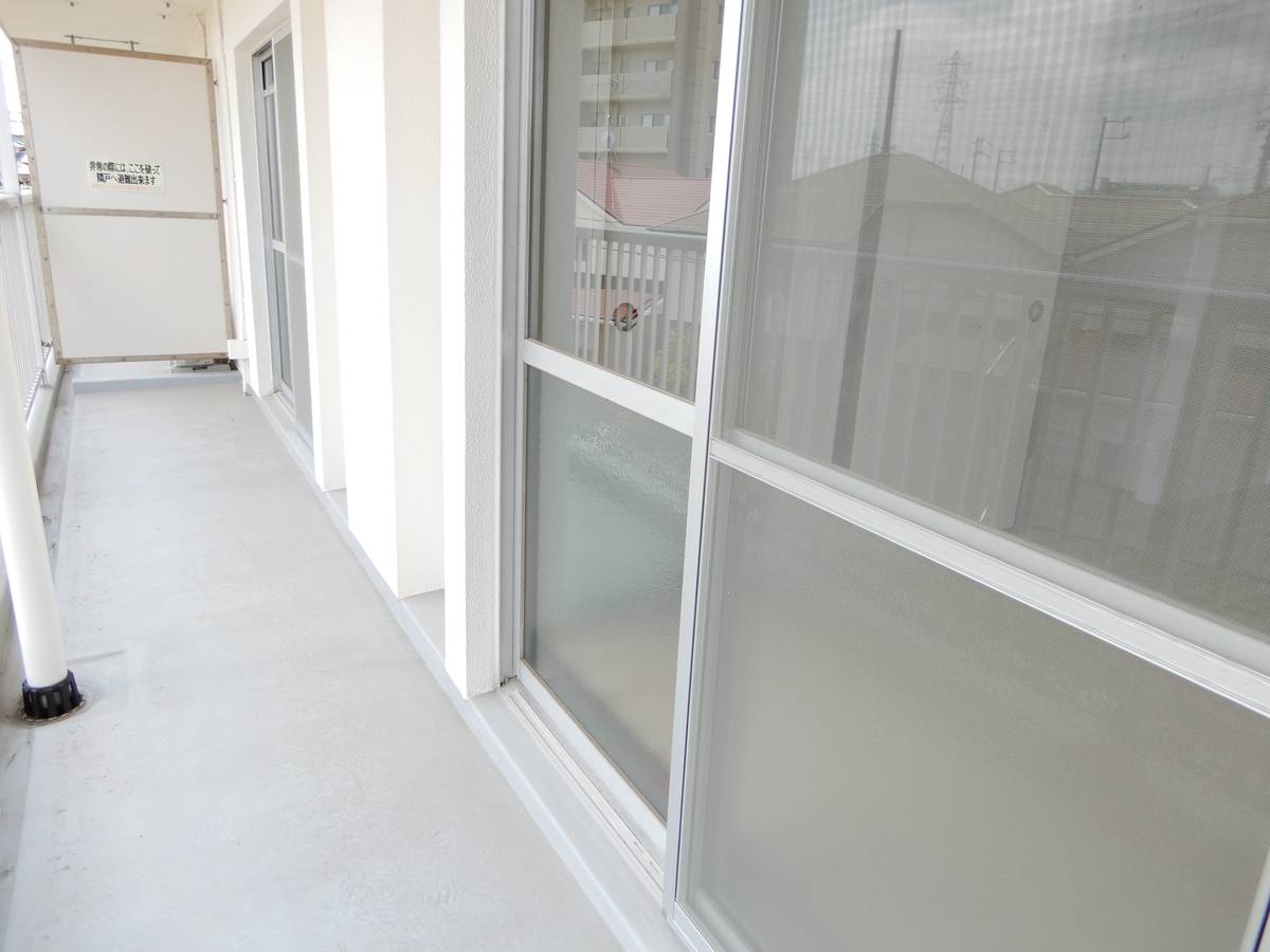 各務原市ビレッジハウス各務原のバルコニー