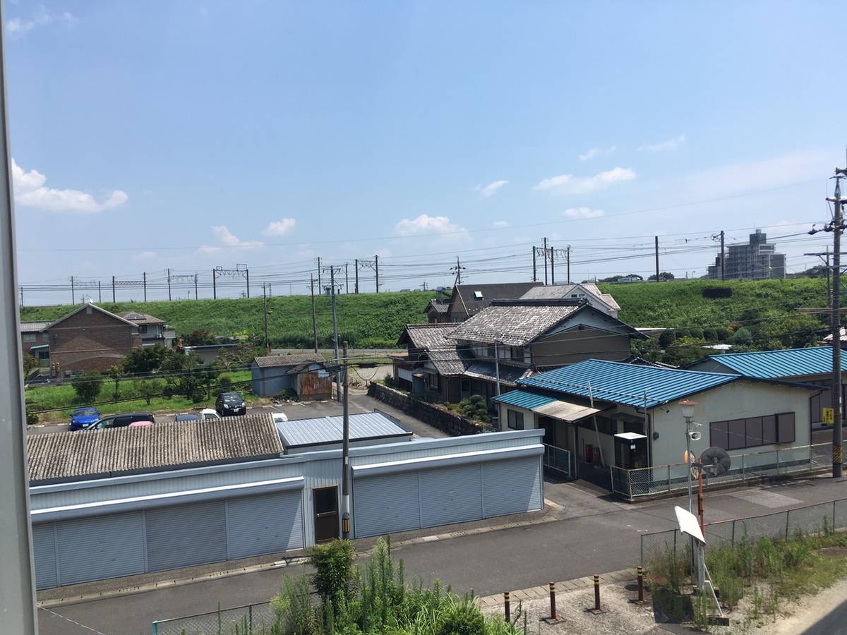 Tầm nhìn từ Village House Shinkai ở Ogaki-shi