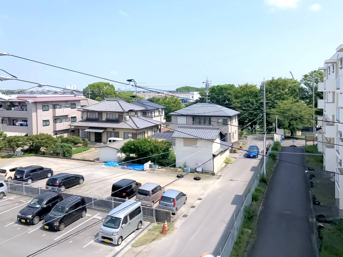 Tầm nhìn từ Village House Noda ở Kariya-shi