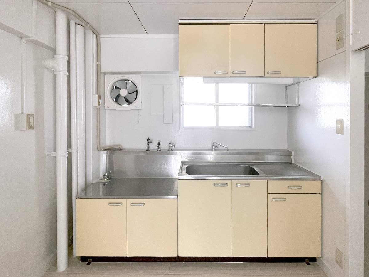 Dapur di Village House Higashino di Kasugai-shi